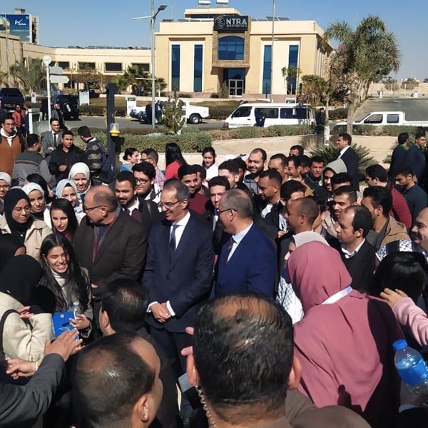 زيارة وزير الإتصالات زيارة وزير الإتصالات